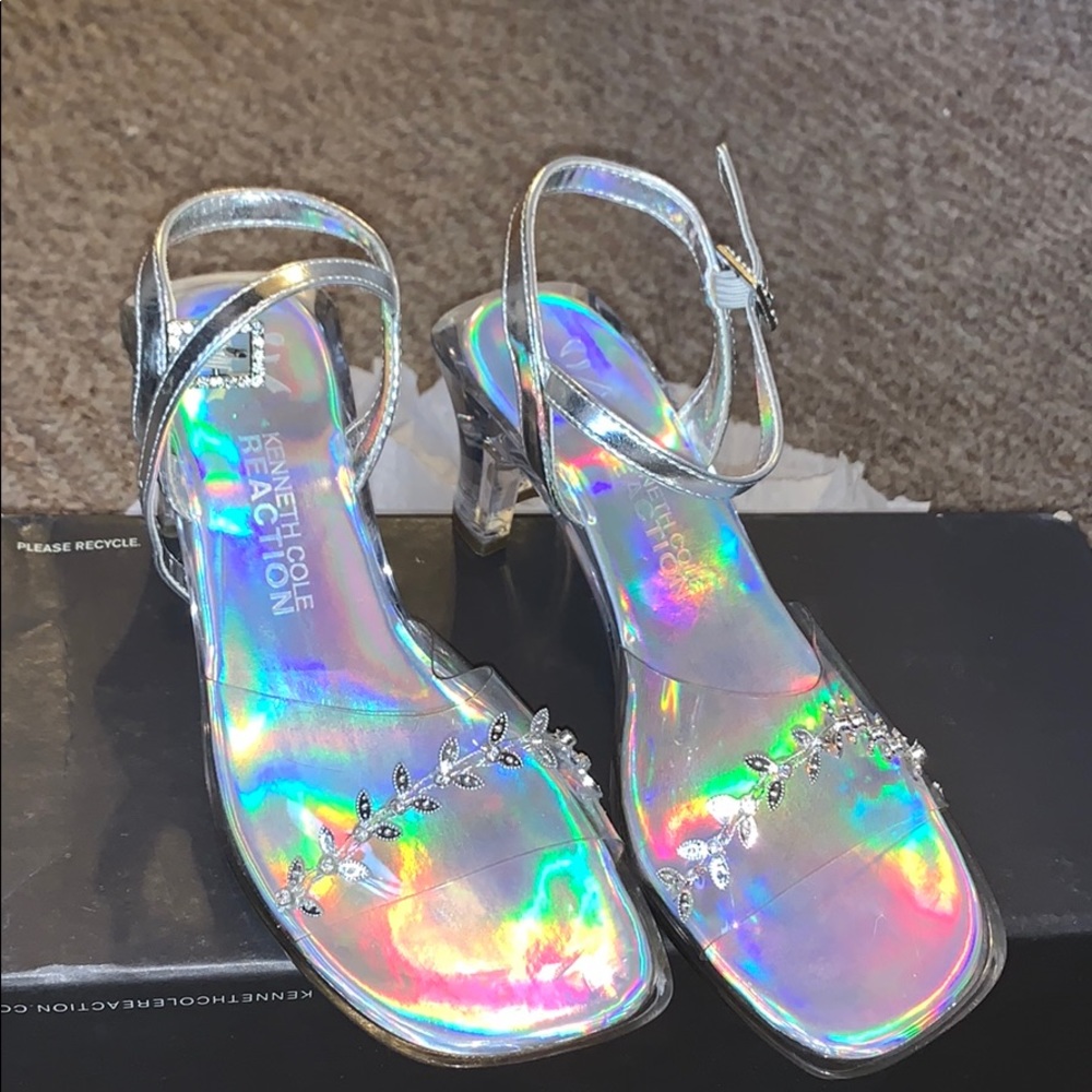 Kenneth Cole sandals